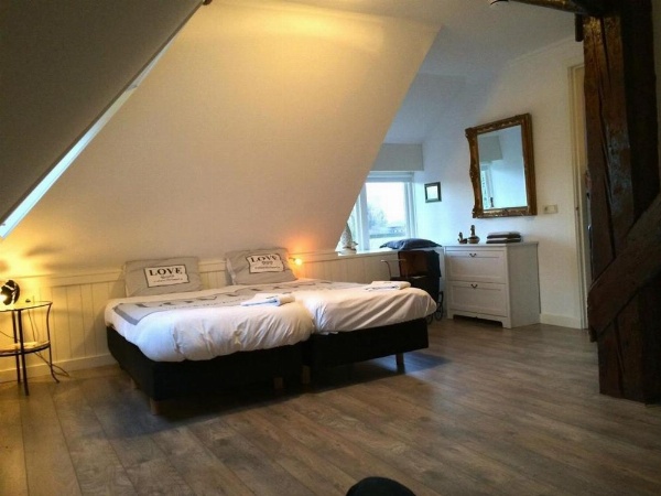 Shepherds House B&B image 11